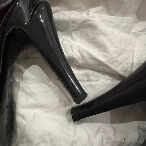 Chanel Burgundy Patent Leather With Navy Cap Toe Cut Out Heels - Picture 8 of 13